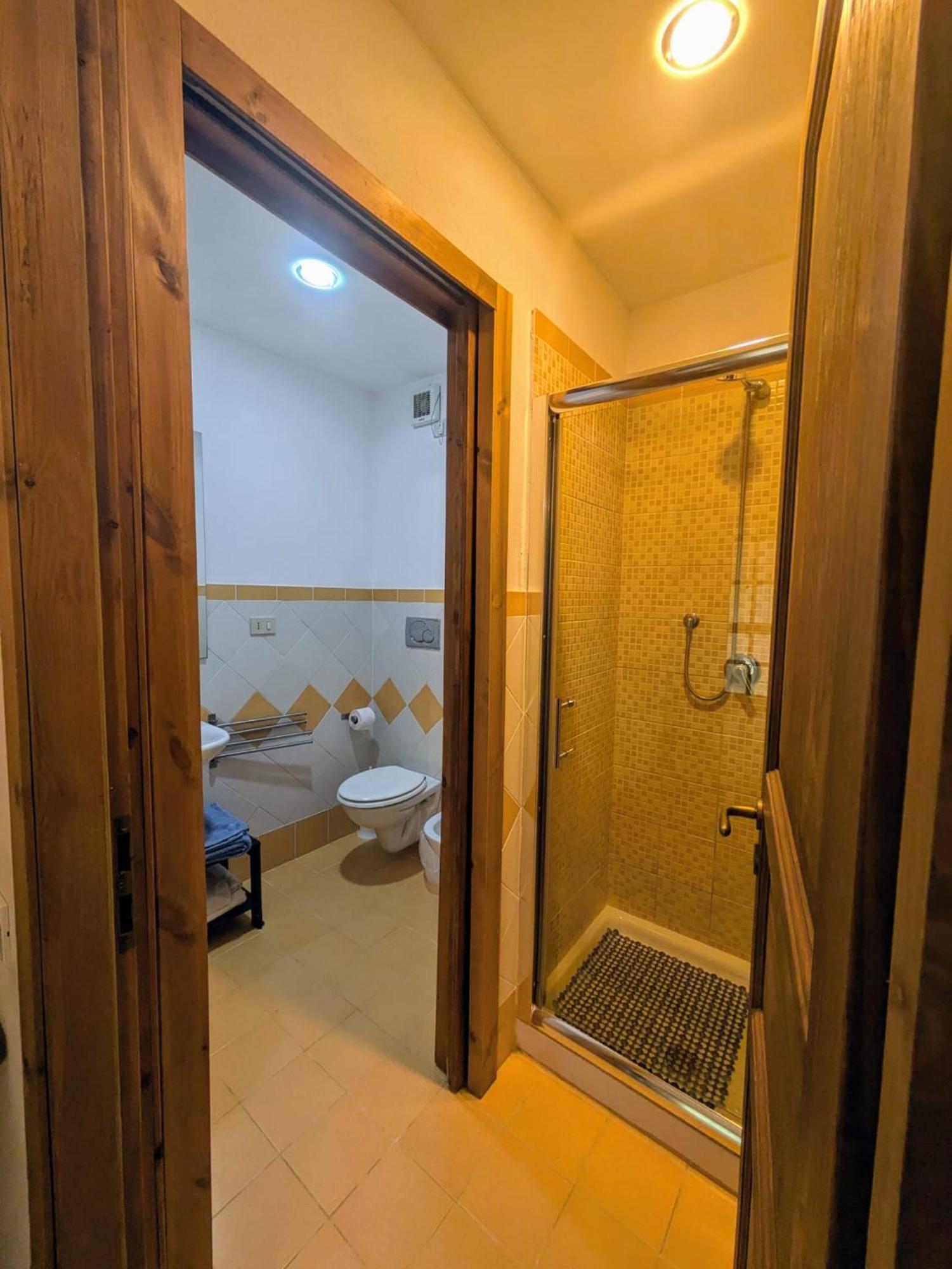 Terra Mia Apartment เชฟาลู ภายนอก รูปภาพ
